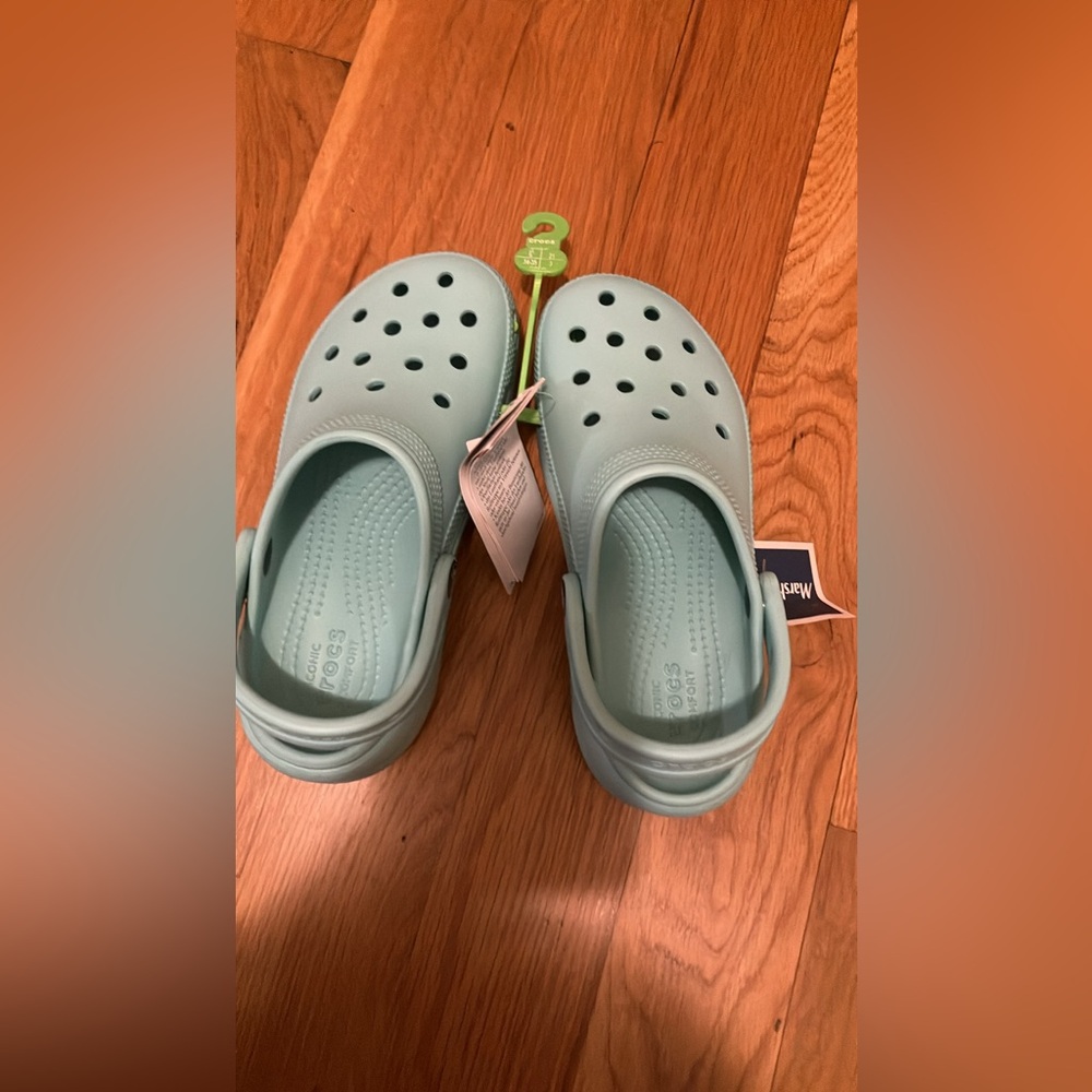Crocs clogs shoes size 5 NWT new with tags mint green/teal turquoise color - Picture 7 of 8